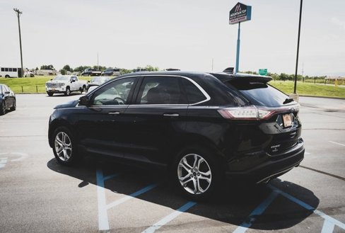 Used 2017 Ford Edge Titanium w/ Technology Package image 23