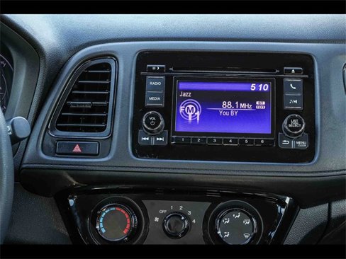 Used 2019 Honda HR-V LX image 14