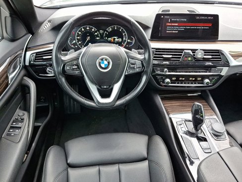 Used 2019 BMW 530i xDrive w/ Convenience Package image 10