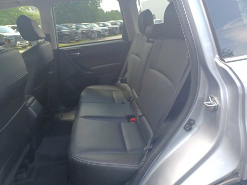 Used 2016 Subaru Forester 2.5i Touring w/ Eyesight & Navigation System image 15