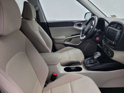 Used 2022 Kia Soul LX image 21