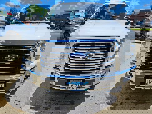 Used 2016 Ford F150 XLT w/ Equipment Group 302A Luxury image 6