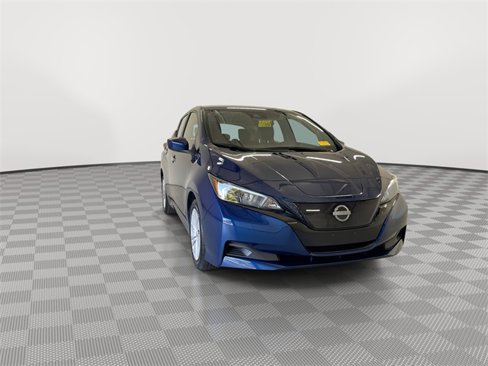 Certified 2024 Nissan Leaf S image 3