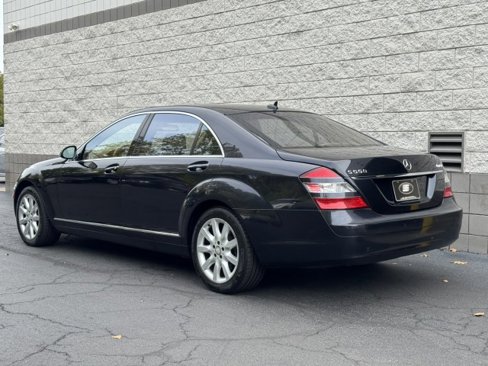 Used 2008 Mercedes-Benz S 550 4MATIC image 2