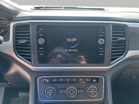 Used 2021 Volkswagen Atlas SE image 35