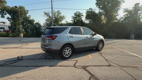 Certified 2023 Chevrolet Equinox LT w/ Driver Convenience Package image 8