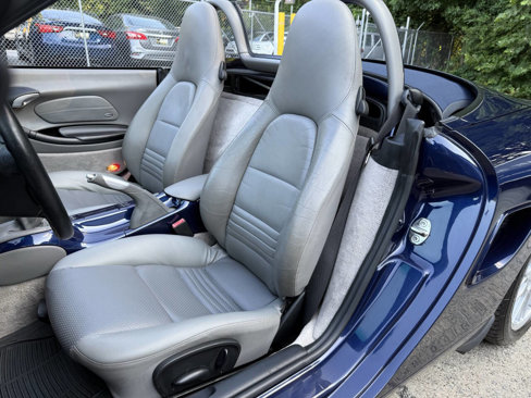 Used 2001 Porsche Boxster image 19