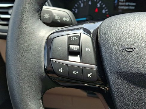 Used 2022 Ford Escape SEL image 20