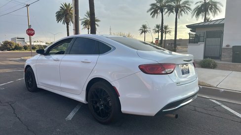 Used 2015 Chrysler 200 Limited w/ Convenience Group image 7