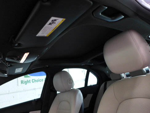 Used 2018 Mercedes-Benz C 300 Sedan image 62