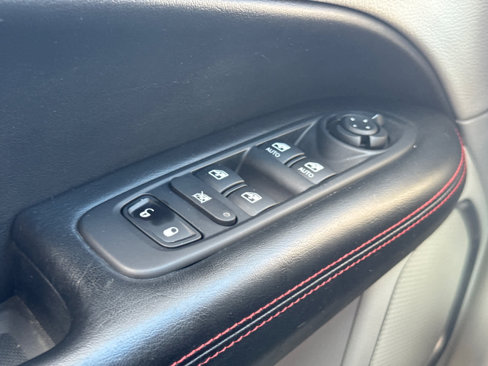 Used 2020 Jeep Compass Limited image 24