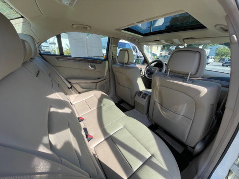 Used 2011 Mercedes-Benz E 350 4MATIC Sedan image 23