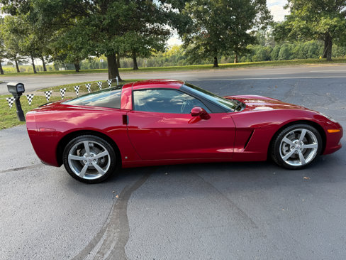 Used 2008 Chevrolet Corvette Coupe image 10
