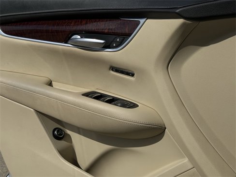 Used 2018 Cadillac XT5 Luxury w/ Driver Awareness Package image 26