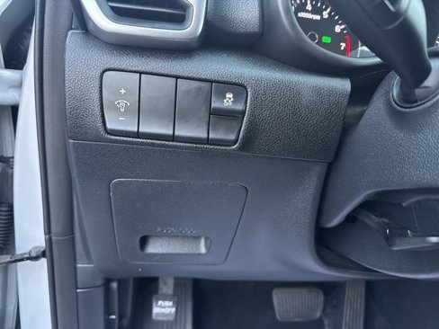 Used 2019 Kia Sportage LX image 19