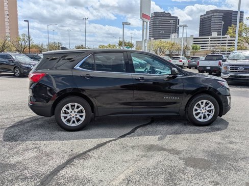 Used 2020 Chevrolet Equinox LT image 2