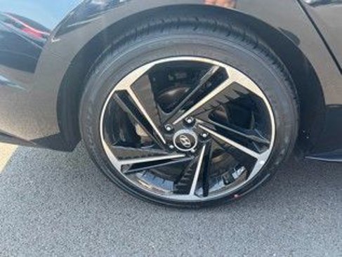 Used 2023 Hyundai Elantra N Line image 10