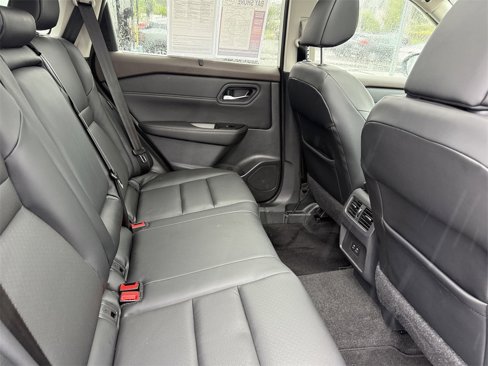 Certified 2022 Nissan Rogue SV w/ SV Premium Package image 32