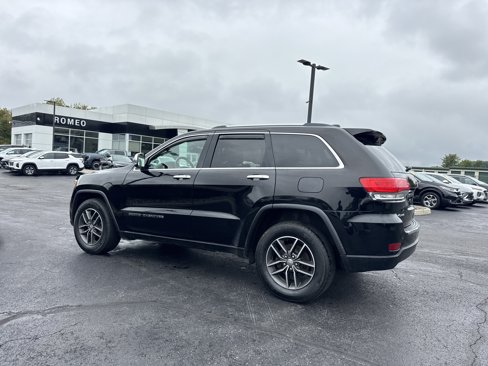 Used 2017 Jeep Grand Cherokee Limited image 7