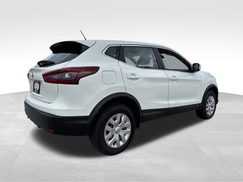 Used 2020 Nissan Rogue Sport S image 6
