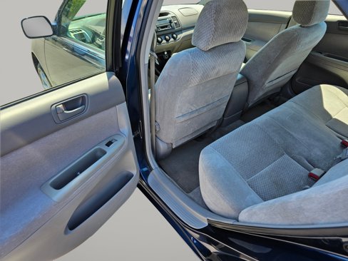 Used 2003 Toyota Camry LE image 20