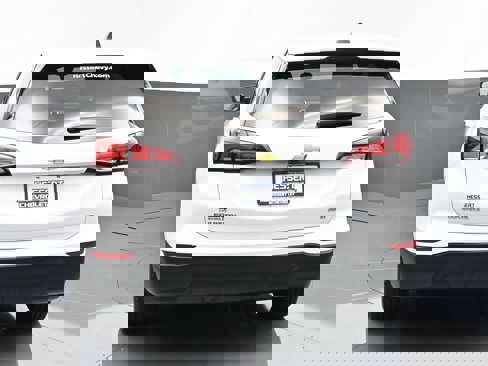 Certified 2022 Chevrolet Equinox LS w/ LS Convenience Package image 54