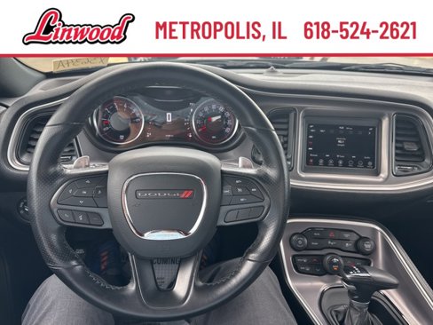 Used 2022 Dodge Challenger GT image 2