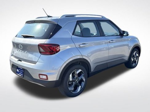 New 2025 Hyundai Venue SEL image 5