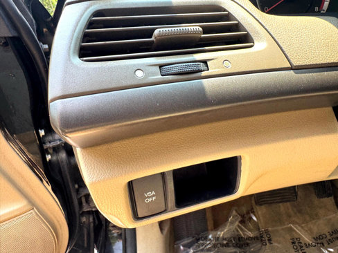 Used 2010 Honda Accord LX-P image 23