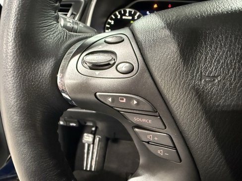 Used 2019 Nissan Murano SV image 12