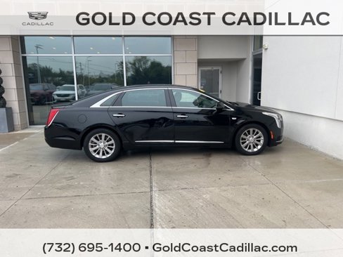 Used 2019 Cadillac XTS w/ Rear Seat Comfort Package image 4
