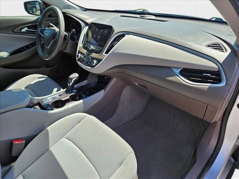 Used 2022 Chevrolet Malibu LS image 21