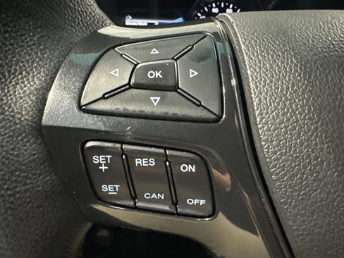 Used 2016 Ford Explorer XLT w/ Equipment Group 202A image 33