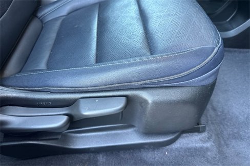 Used 2022 Chevrolet Bolt EUV Premier w/ Sun & Sound Package image 23