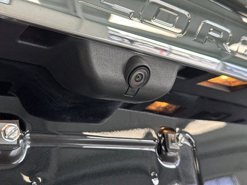 Used 2024 Ford Explorer XLT image 34