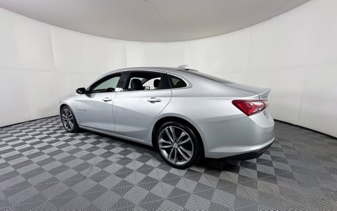 Used 2021 Chevrolet Malibu LT image 3