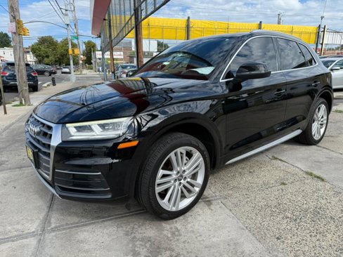 Used 2018 Audi Q5 2.0T Premium Plus w/ Premium Plus Package image 3
