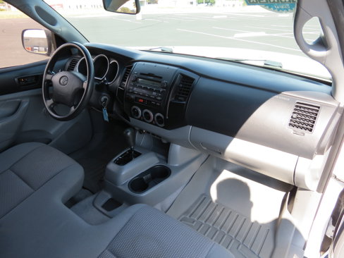 Used 2010 Toyota Tacoma 2WD Regular Cab image 24