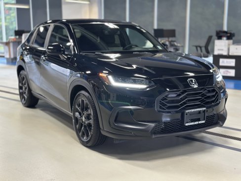 Used 2024 Honda HR-V Sport image 3