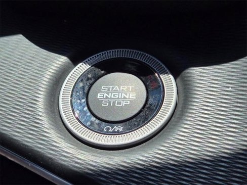 Used 2023 Jeep Grand Cherokee Laredo image 29