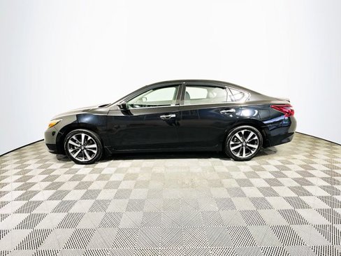 Used 2017 Nissan Altima 2.5 SR image 5
