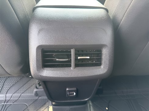 Used 2022 Chevrolet Equinox LS w/ LS Convenience Package image 14