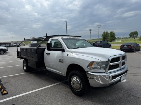 Used 2013 RAM 3500 Tradesman w/ Chrome Appearance Group image 3