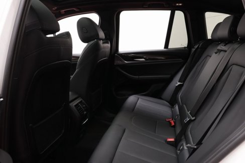 Used 2024 BMW X3 xDrive30i image 11
