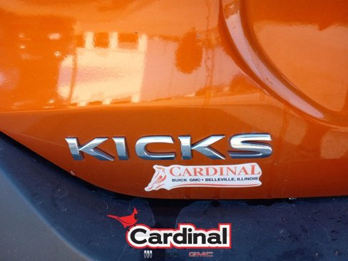 Used 2020 Nissan Kicks SV image 6