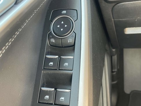 Used 2024 Ford Explorer XLT w/ Equipment Group 202A image 26