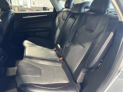 Used 2020 Ford Fusion Titanium image 19