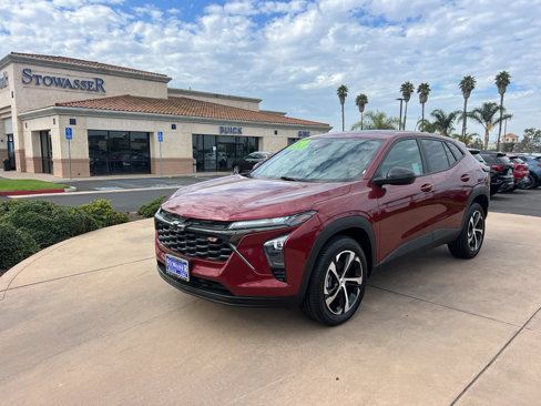 Used 2024 Chevrolet Trax RS w/ Sunroof Package image 1