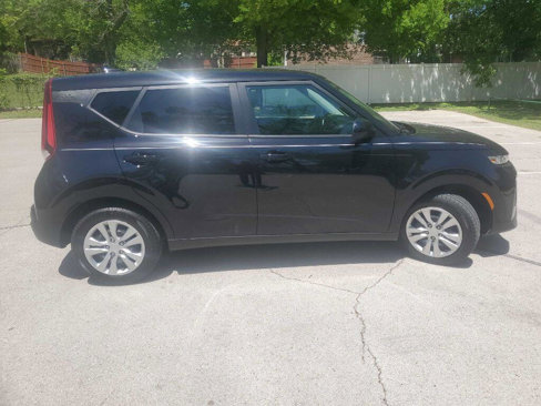 Used 2021 Kia Soul LX image 7
