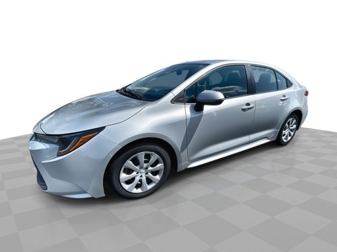 Used 2024 Toyota Corolla LE image 1